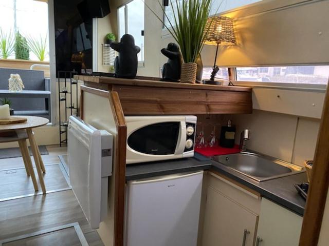 Hotel Magnifique Bateau Maison Ouistreham Zewnętrze zdjęcie