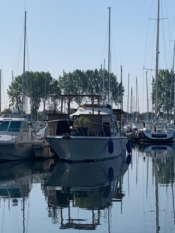 Hotel Magnifique Bateau Maison Ouistreham Zewnętrze zdjęcie