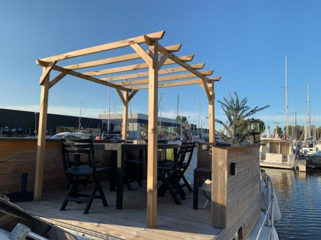 Hotel Magnifique Bateau Maison Ouistreham Zewnętrze zdjęcie
