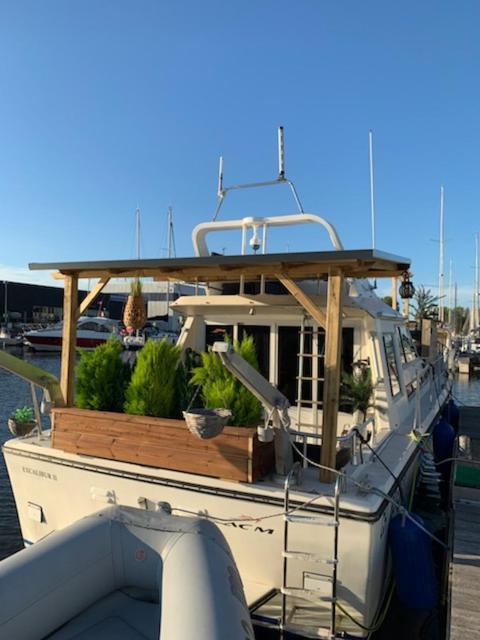 Hotel Magnifique Bateau Maison Ouistreham Zewnętrze zdjęcie