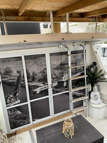 Hotel Magnifique Bateau Maison Ouistreham Zewnętrze zdjęcie